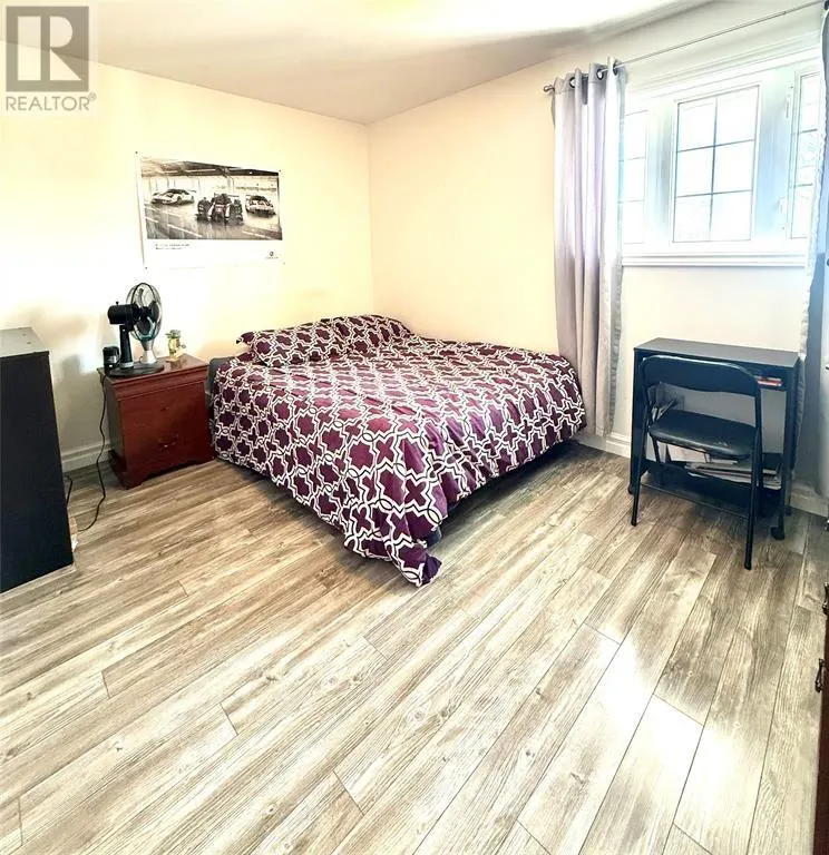 10 White Rose Place