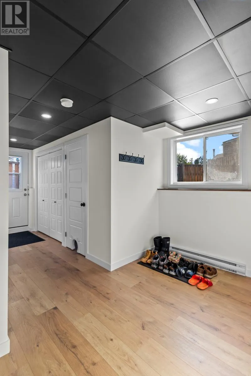 9 Penstock Place