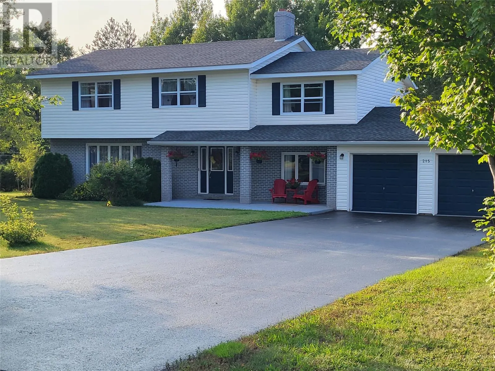 215 Grenfell Heights