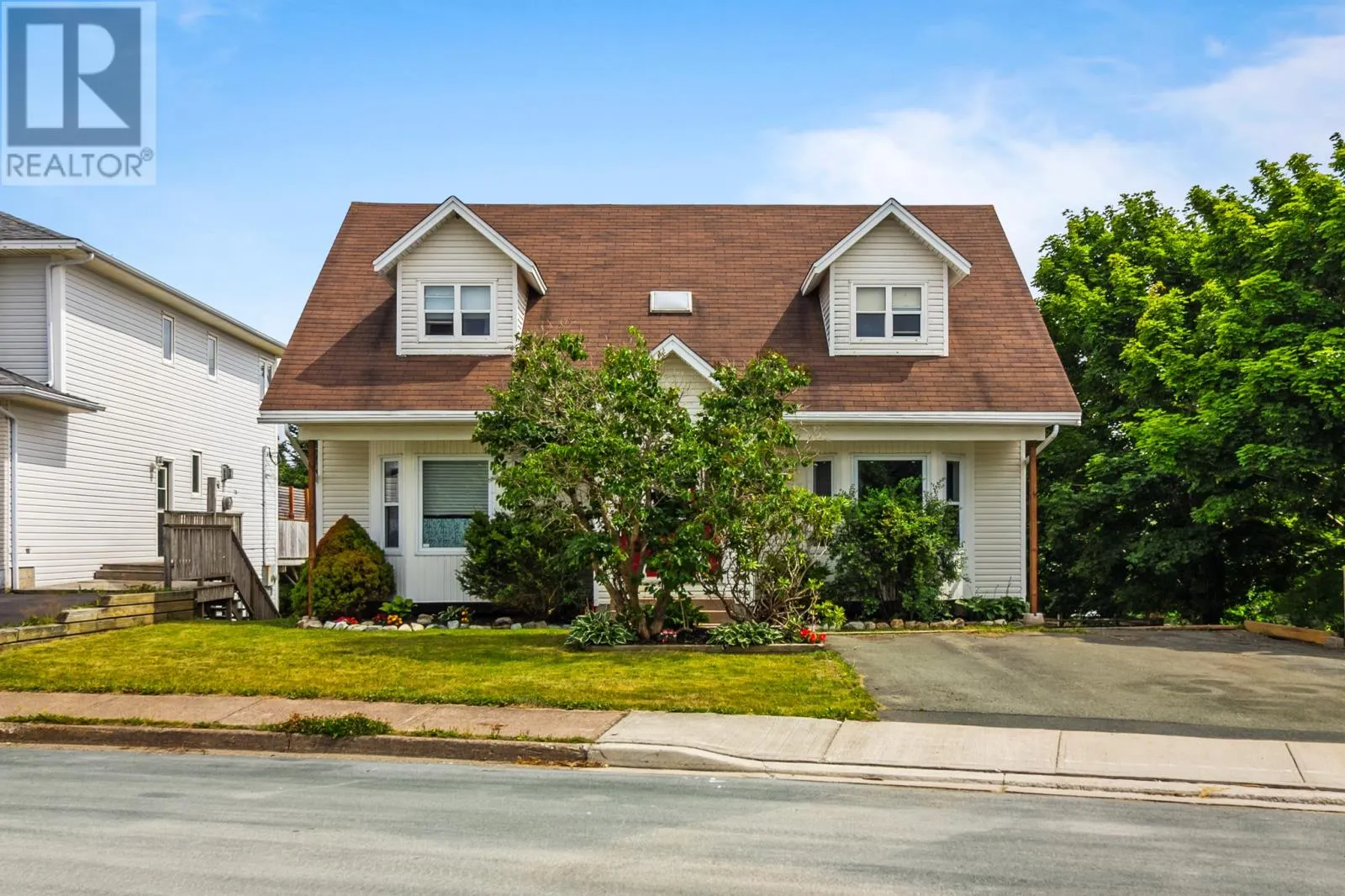 14 Salmonier Place