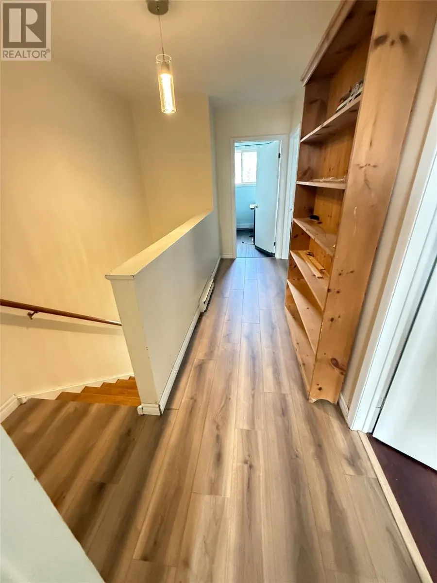 119 Cumberland Crescent