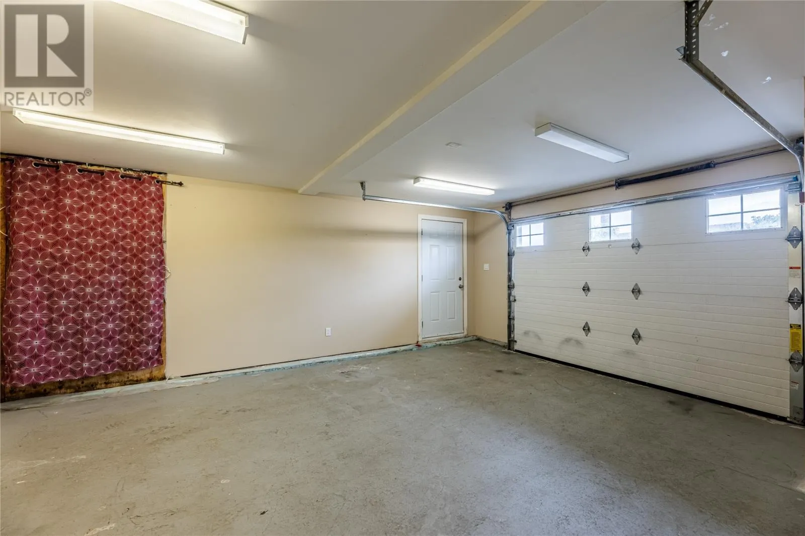 10 Scotts Road S