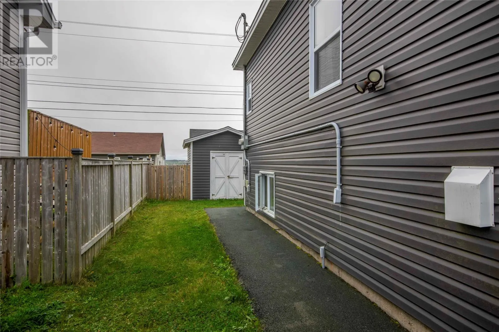 10 Bridgeport Street