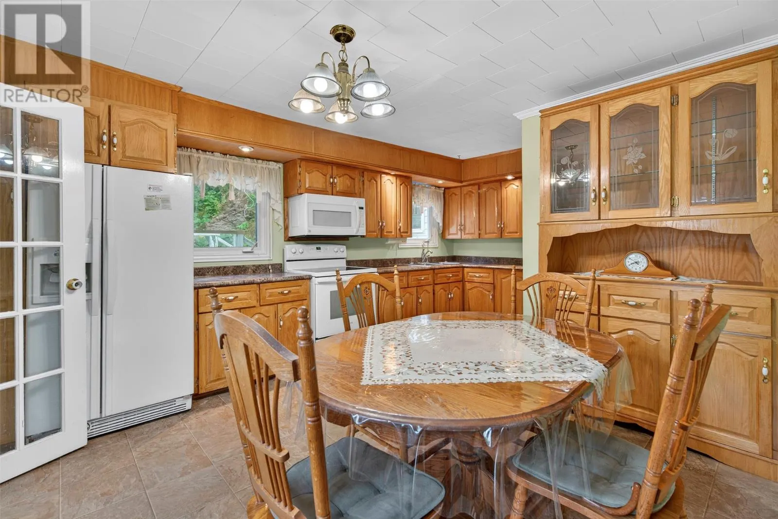 19 Riverside Drive