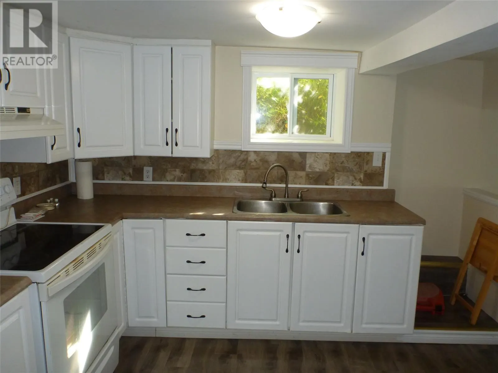 7 Butler Crescent