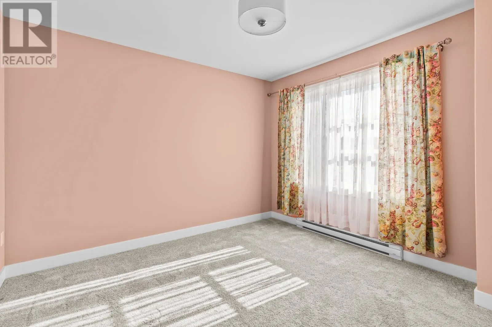 3 Worrall Crescent