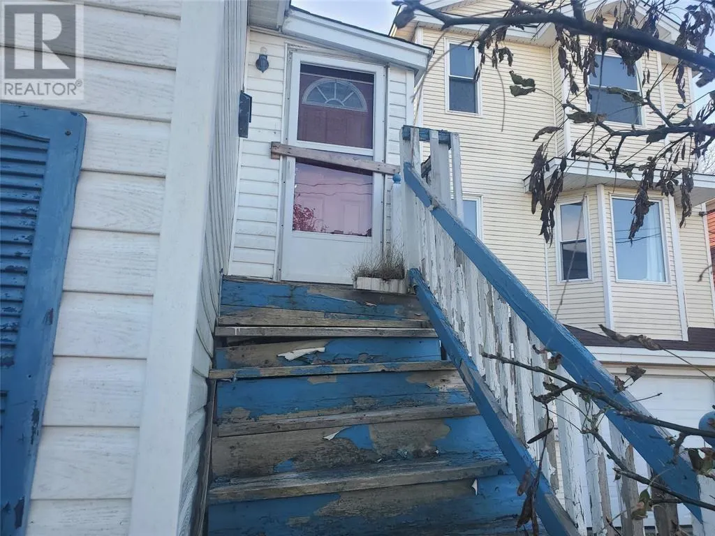 135 Empire Avenue