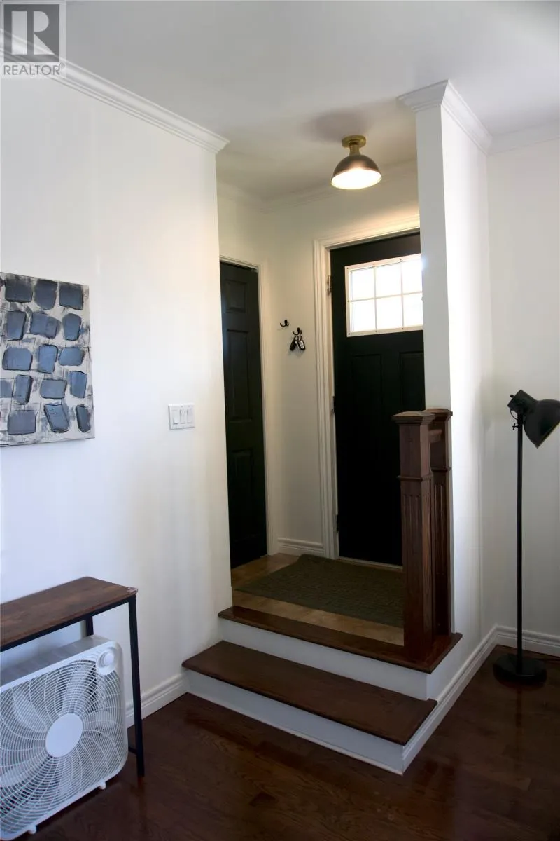 27 Riverview Avenue