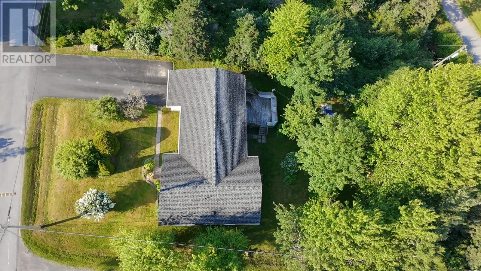 27 Riverview Avenue