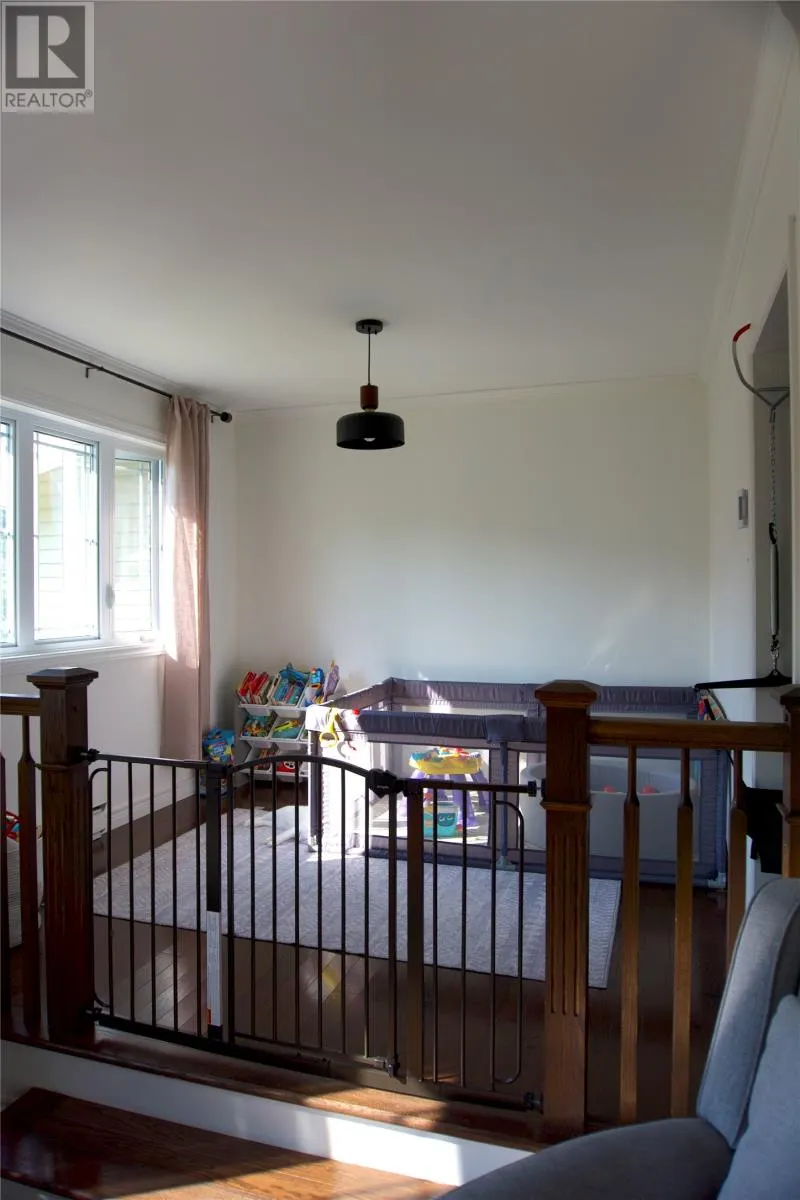 27 Riverview Avenue