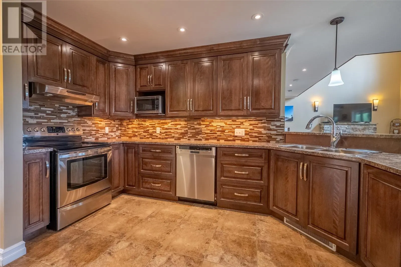 84 Farm Road