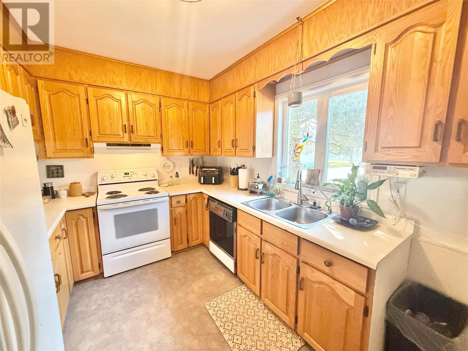 36 Greenwood Avenue