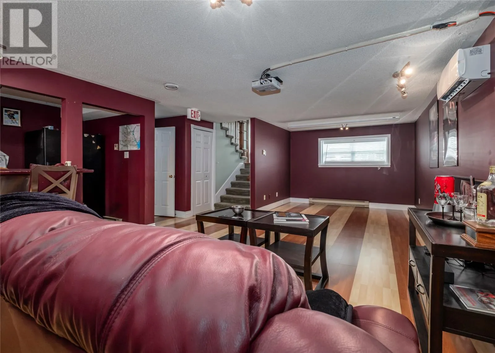2 Talon Place
