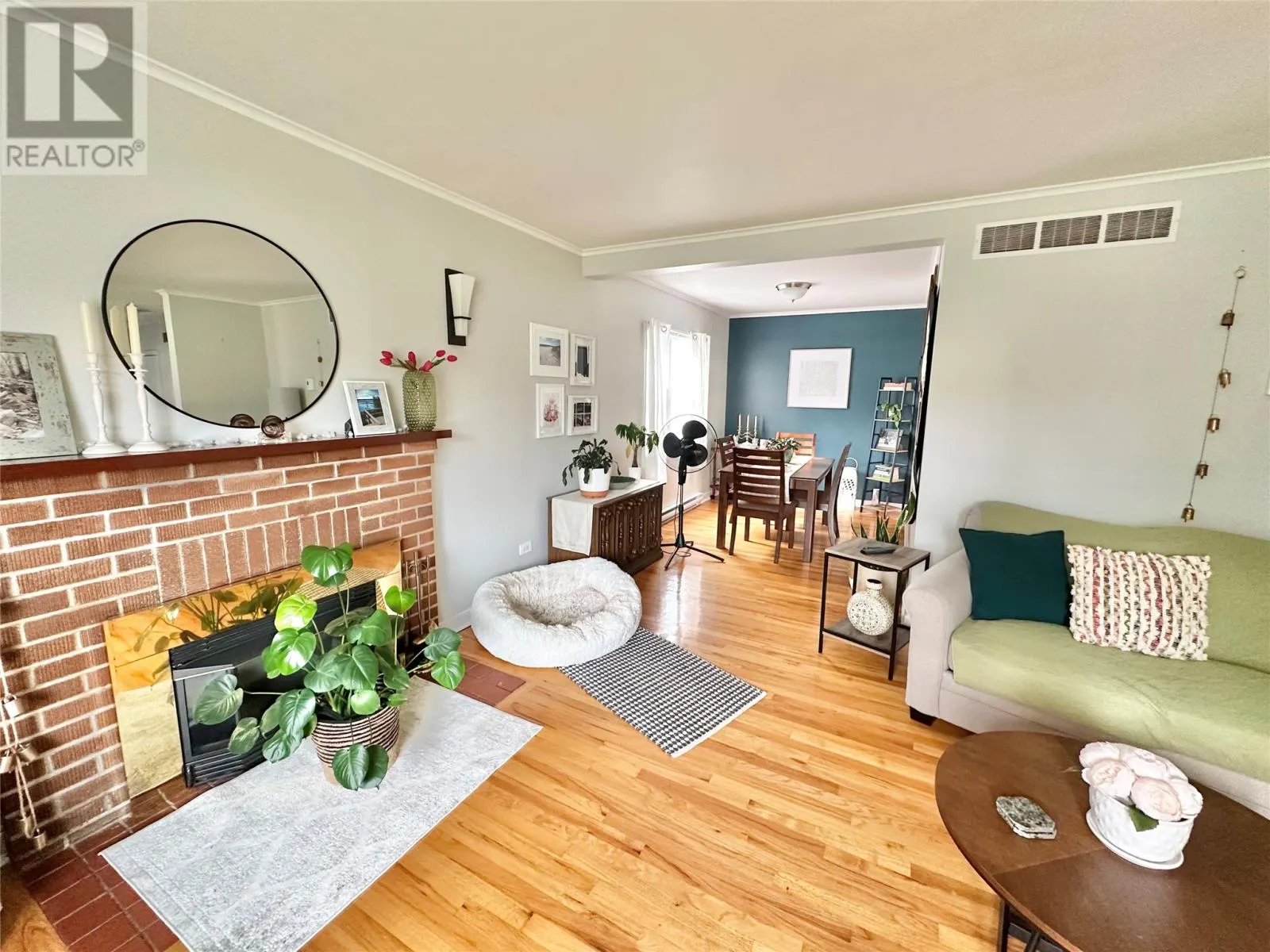 5 Willow Road
