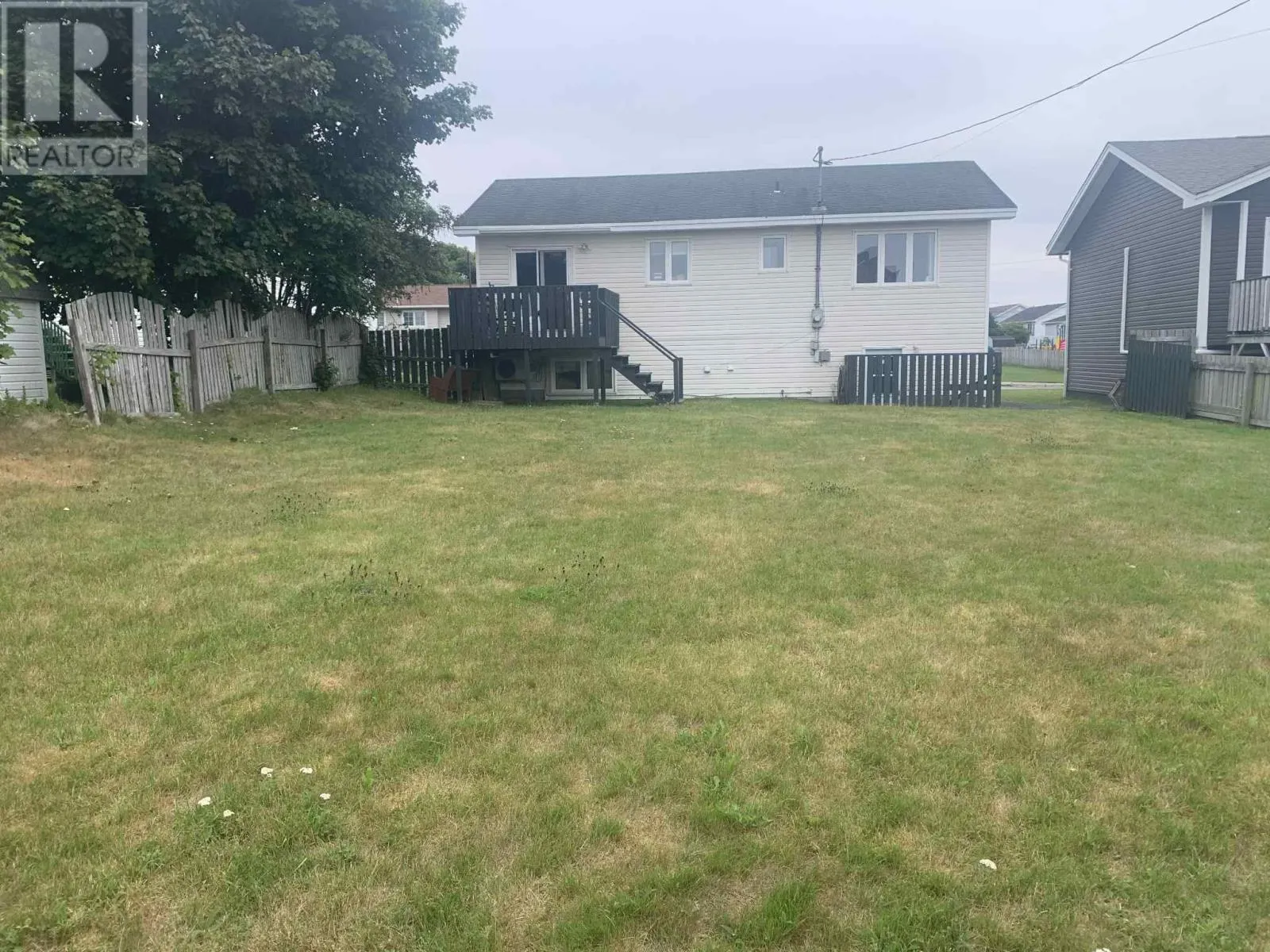 20 ELIZABETH Drive