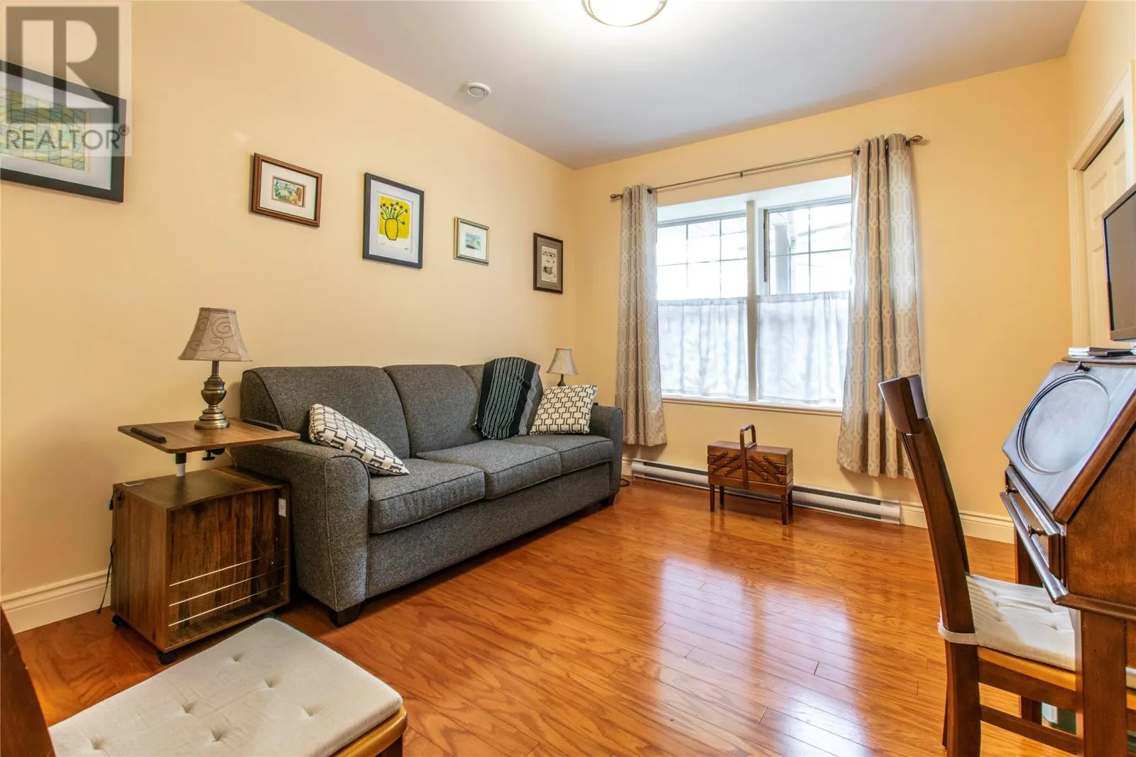59 Roosevelt Avenue Unit#102, #102