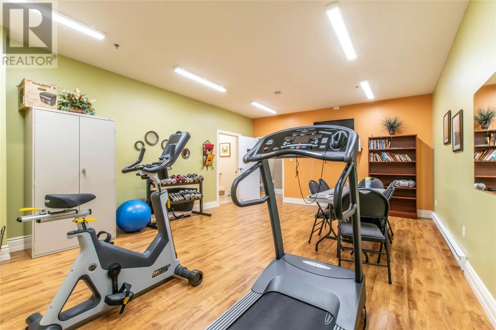59 Roosevelt Avenue Unit#102, #102