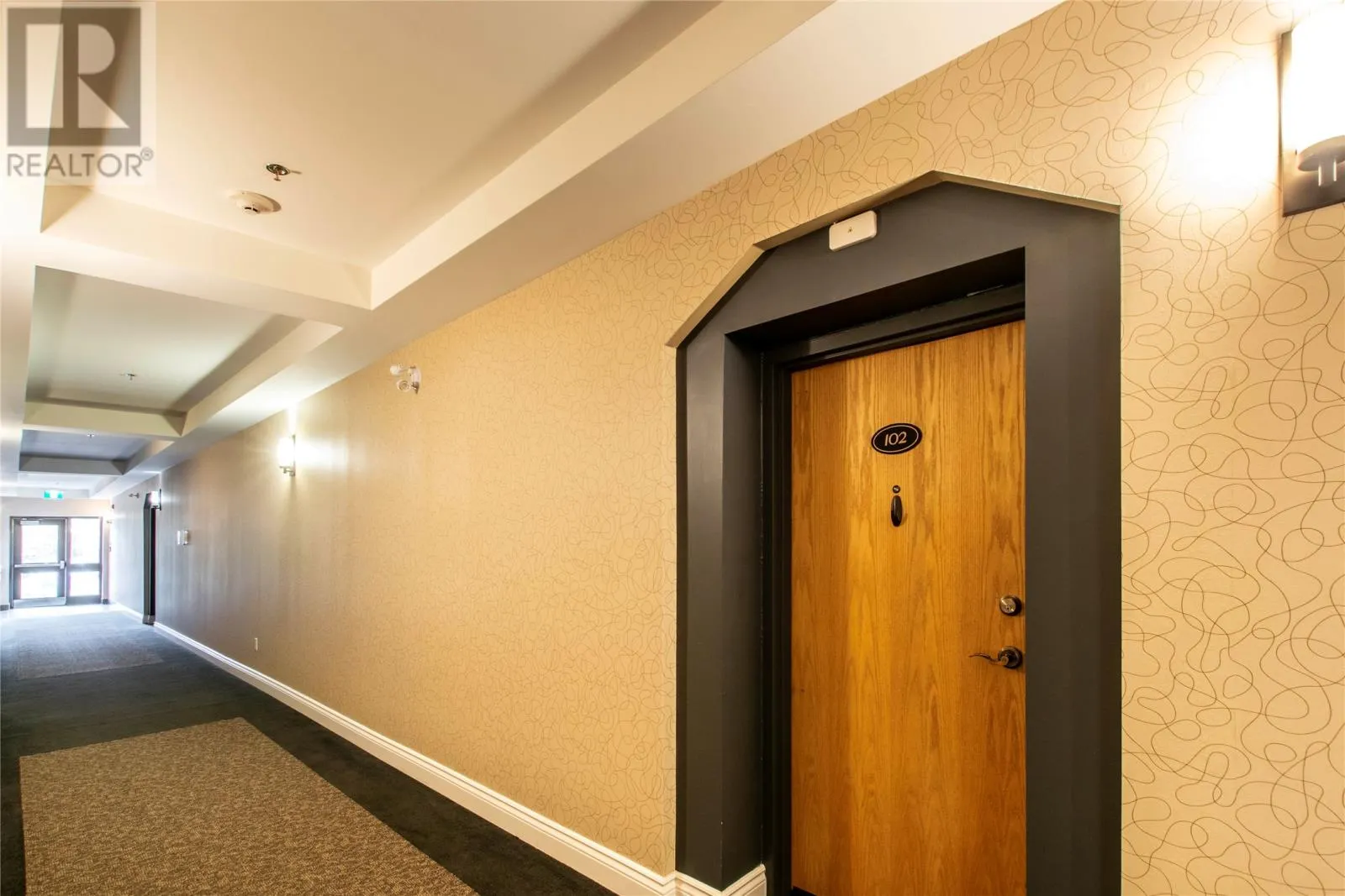 59 Roosevelt Avenue Unit#102, #102
