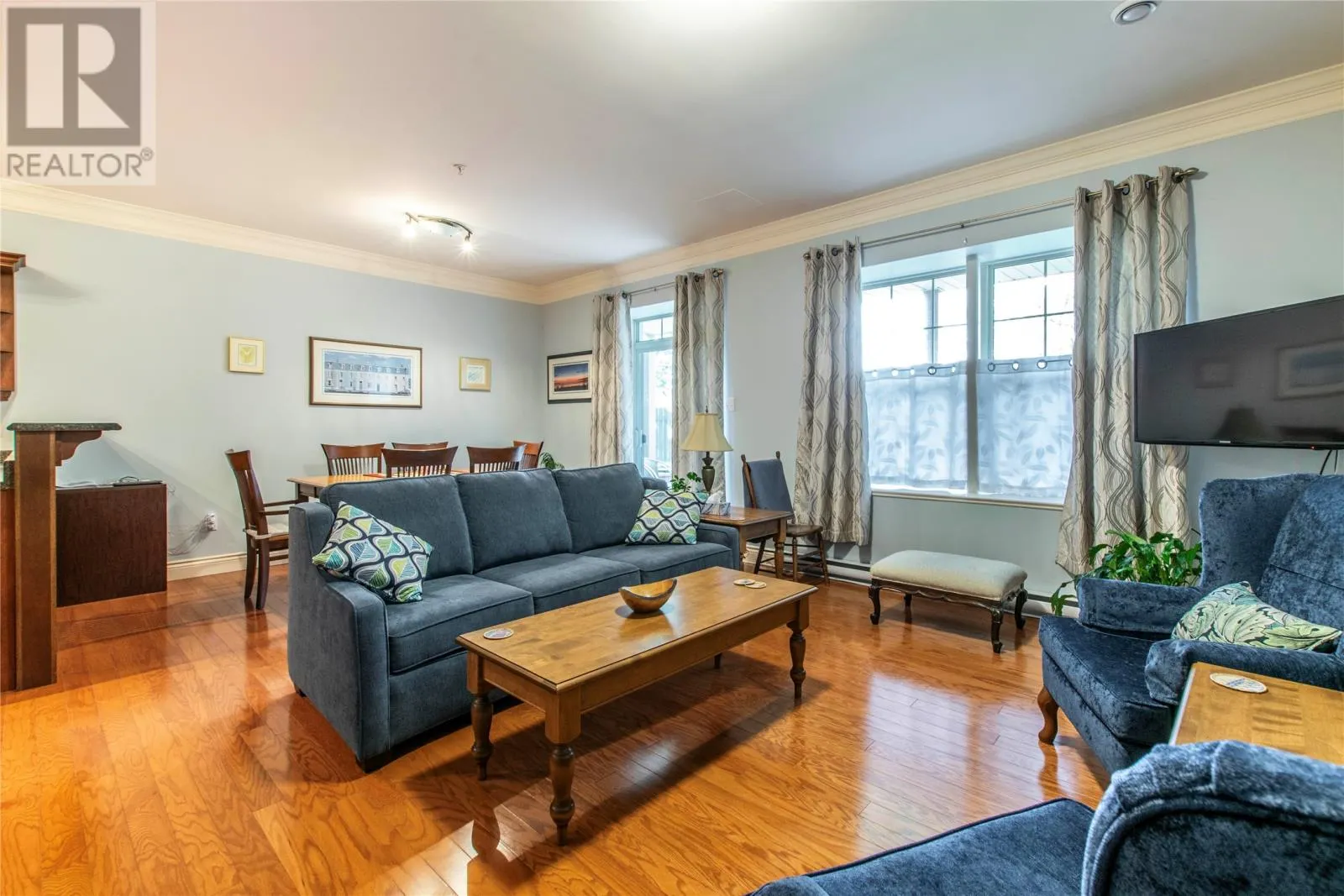 59 Roosevelt Avenue Unit#102, #102