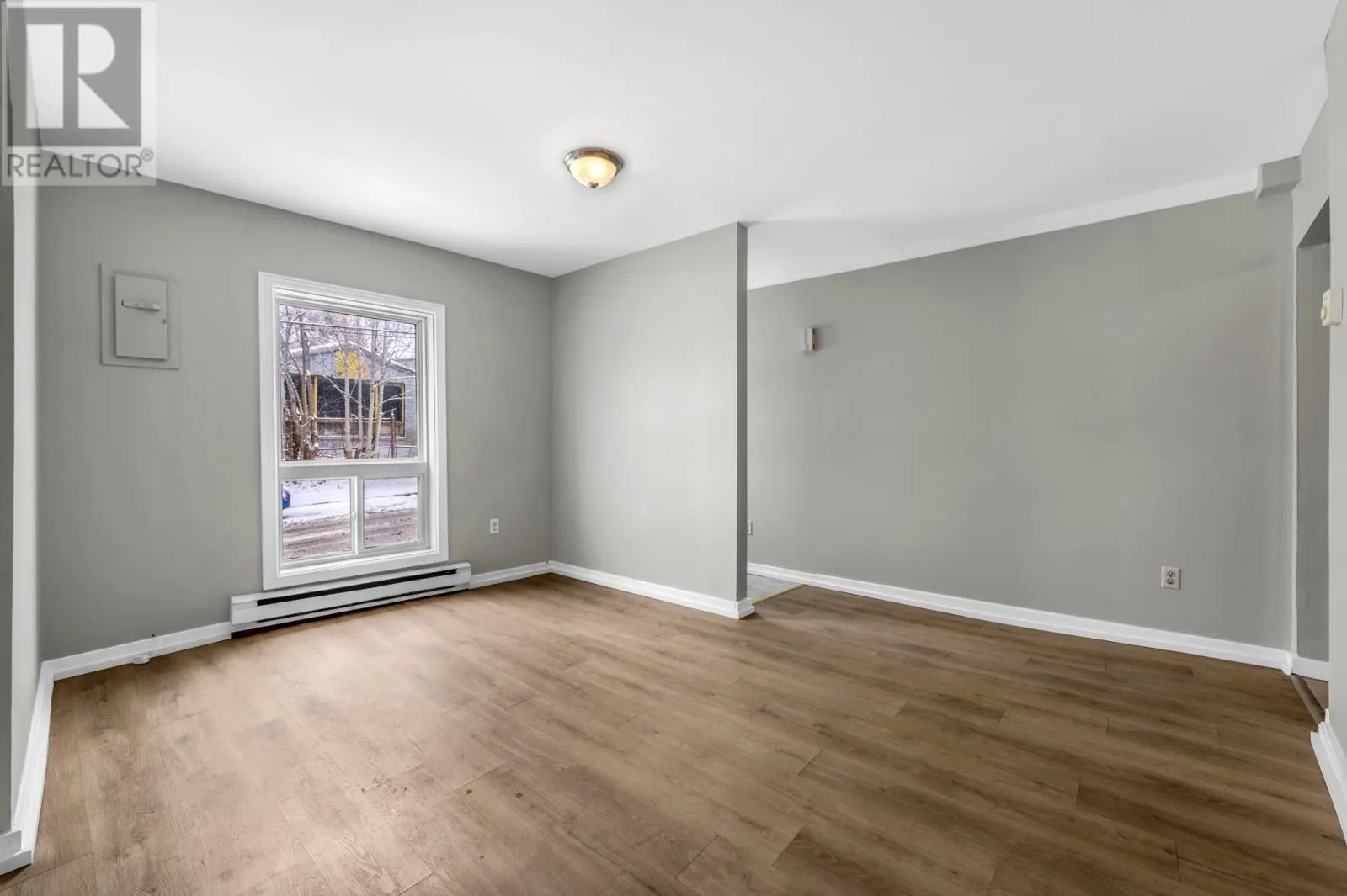54 Hamilton Avenue