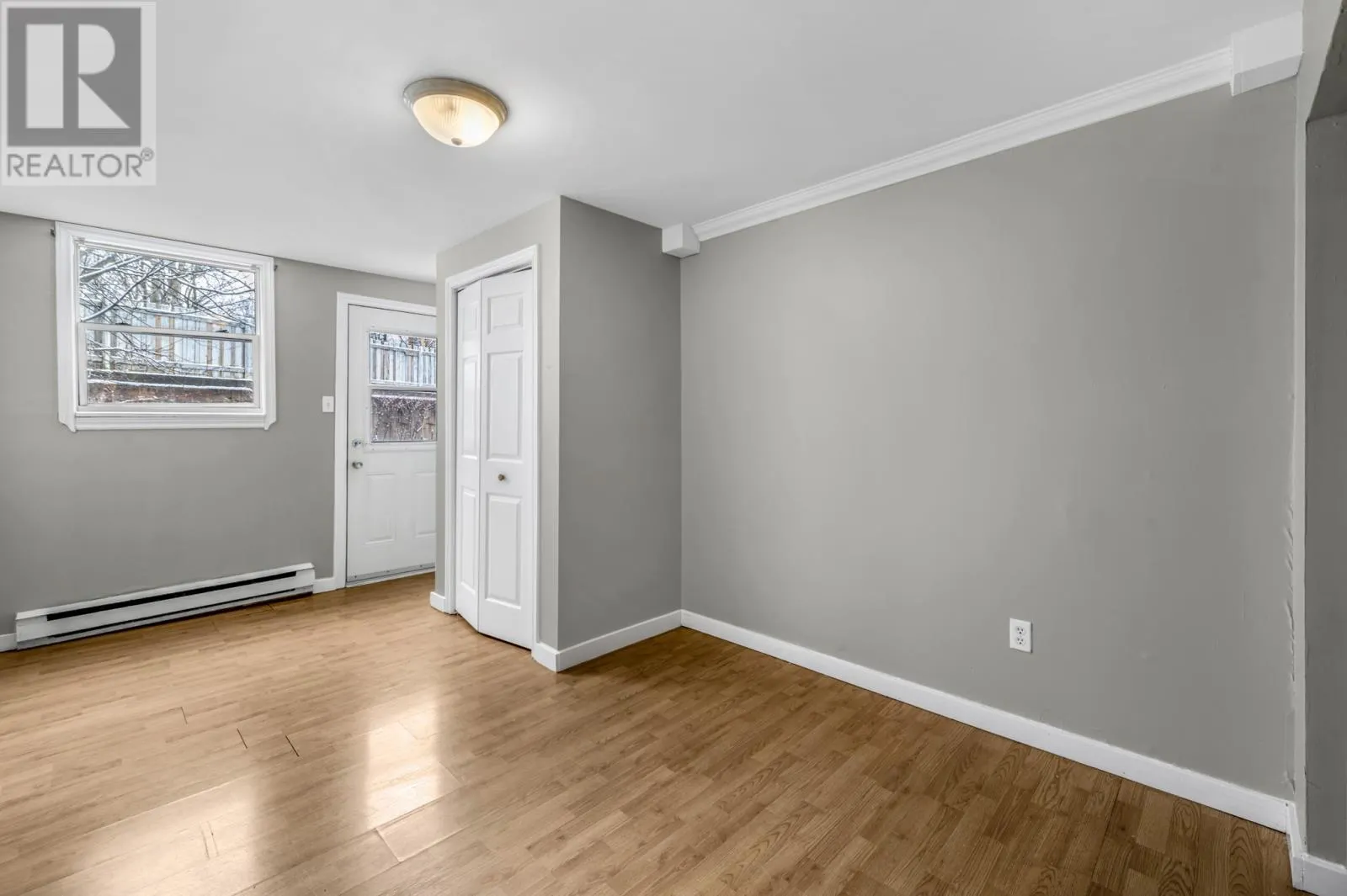 54 Hamilton Avenue