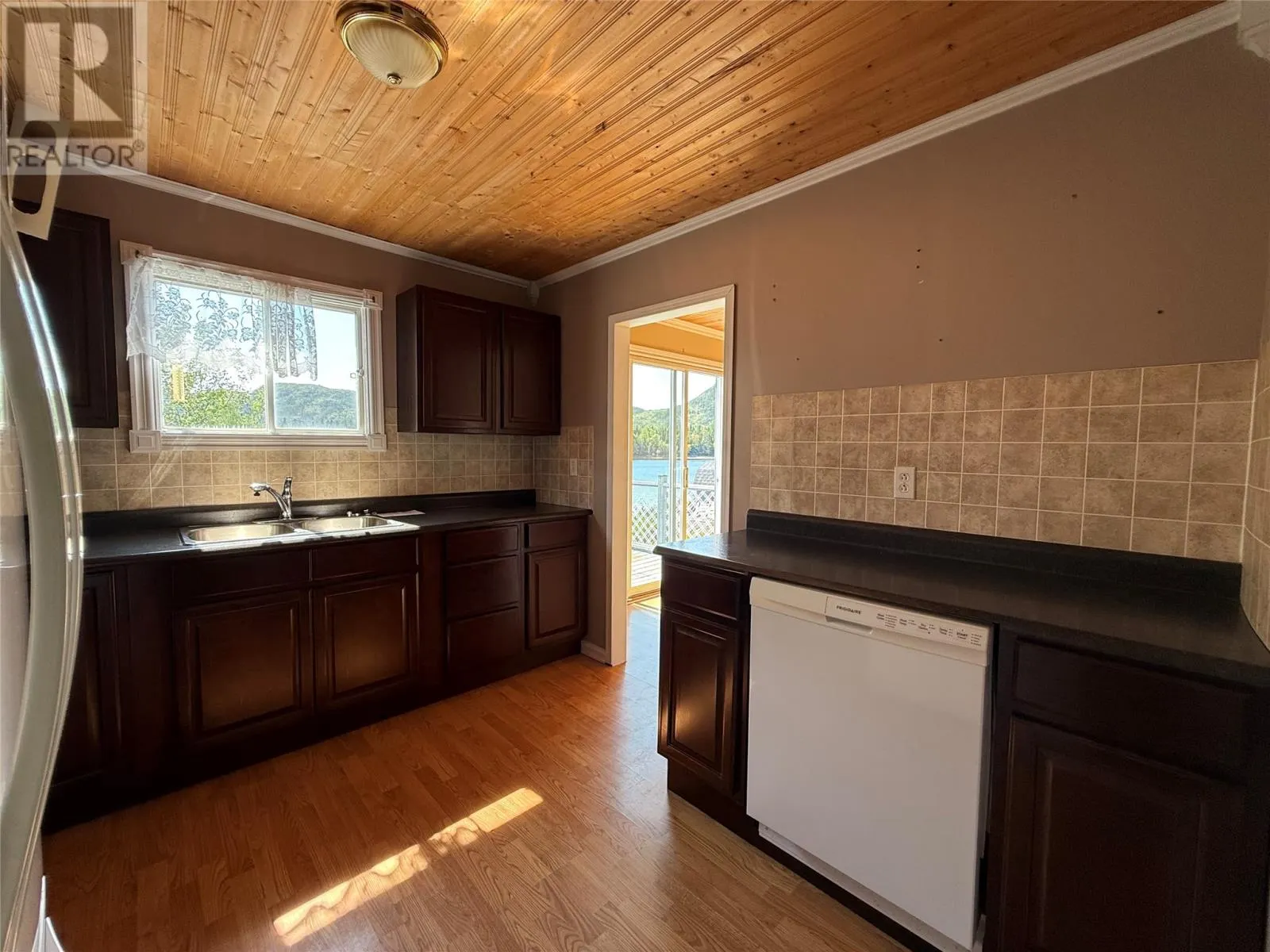 113 Seaview Drive