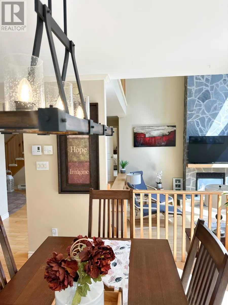 13 Pine Loop
