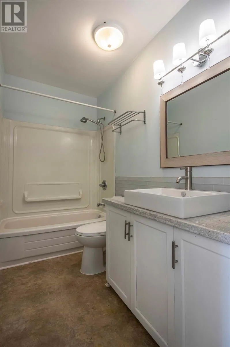 117 Queens Road Unit#14, #14