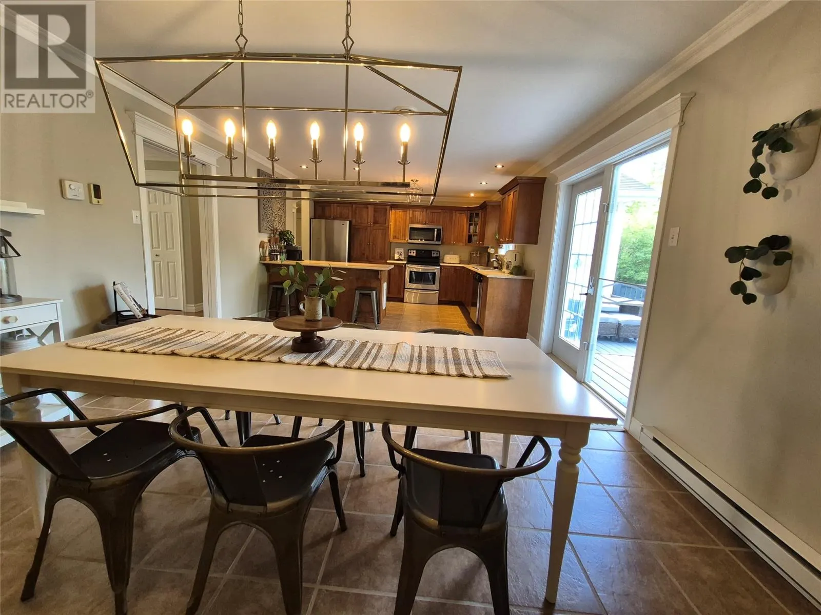 399 Grenfell Heights