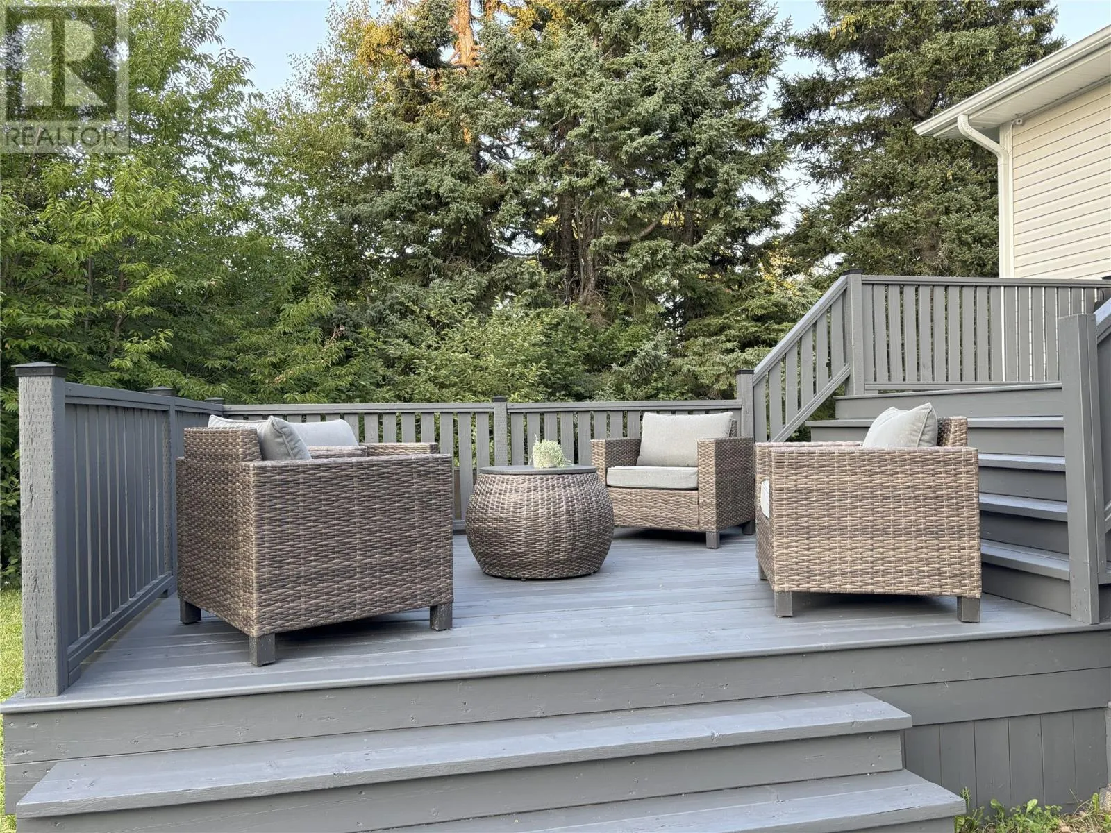 399 Grenfell Heights