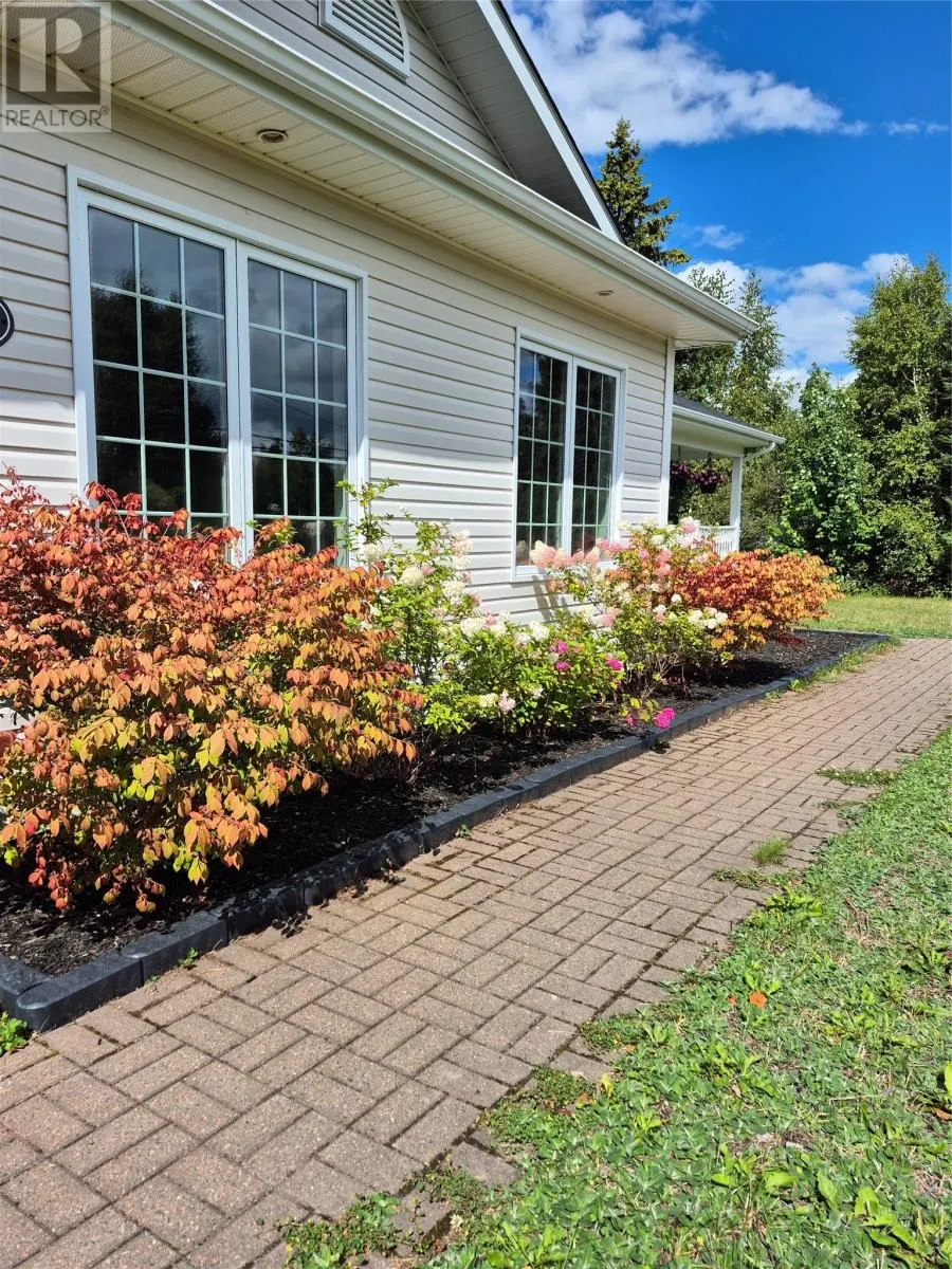 399 Grenfell Heights