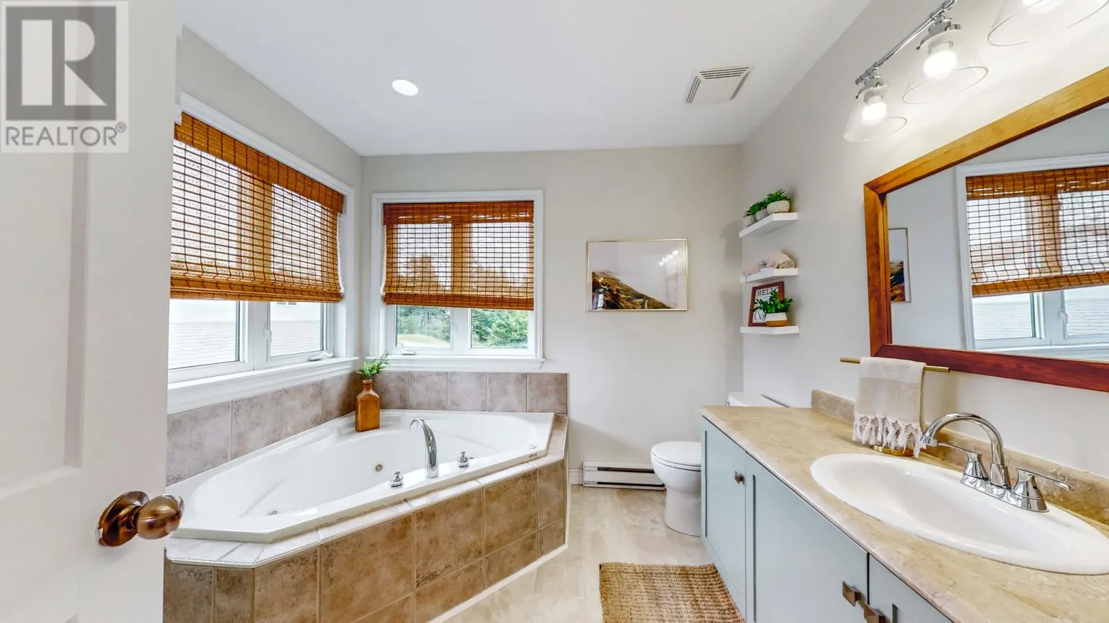 4 Newbury Street