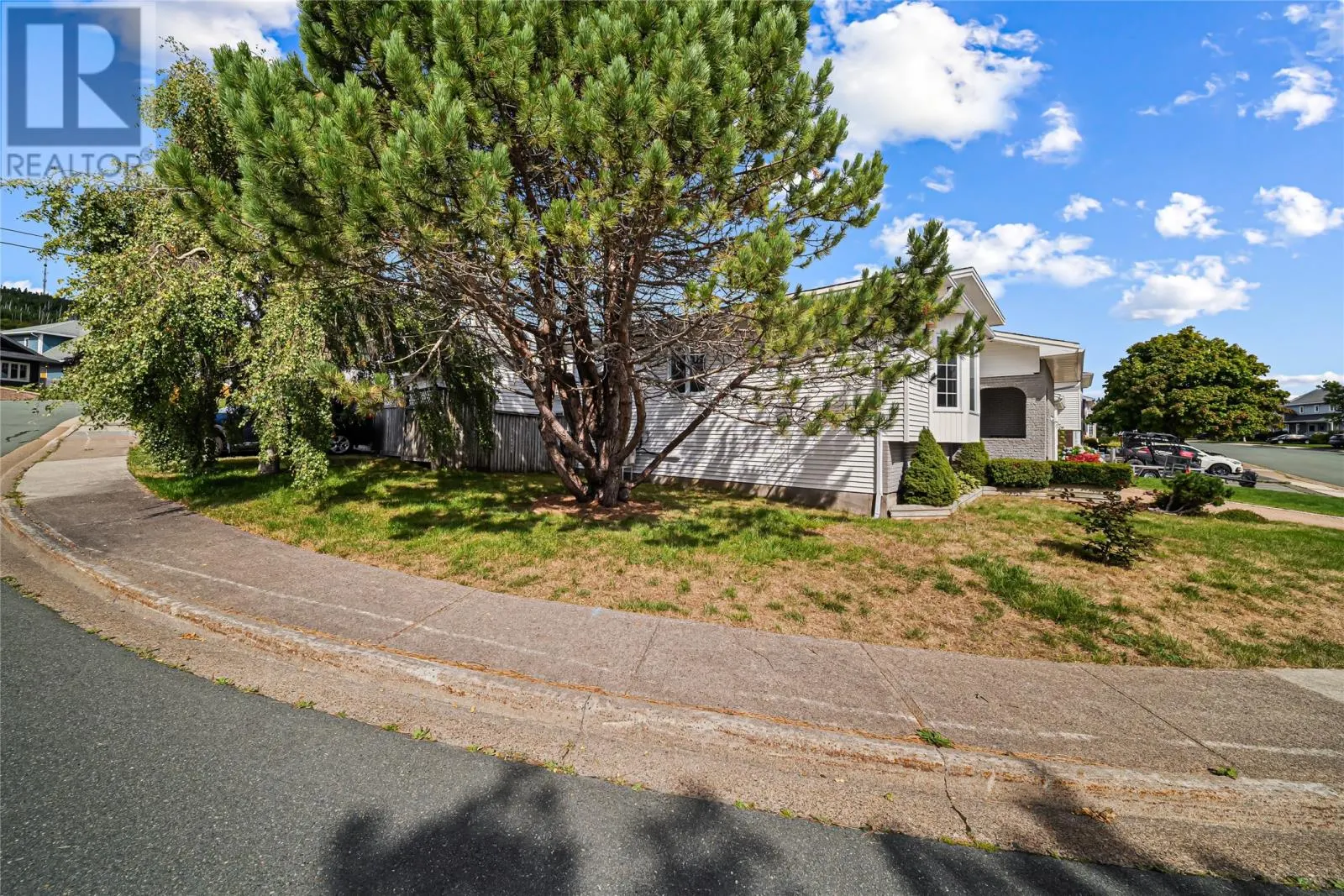 13 Gander Crescent