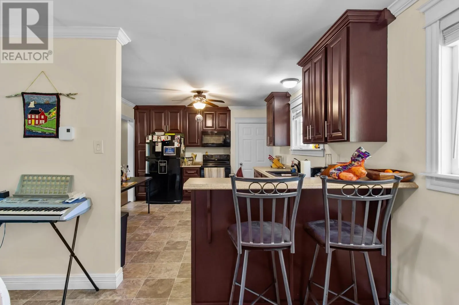 6 Burdrew Place