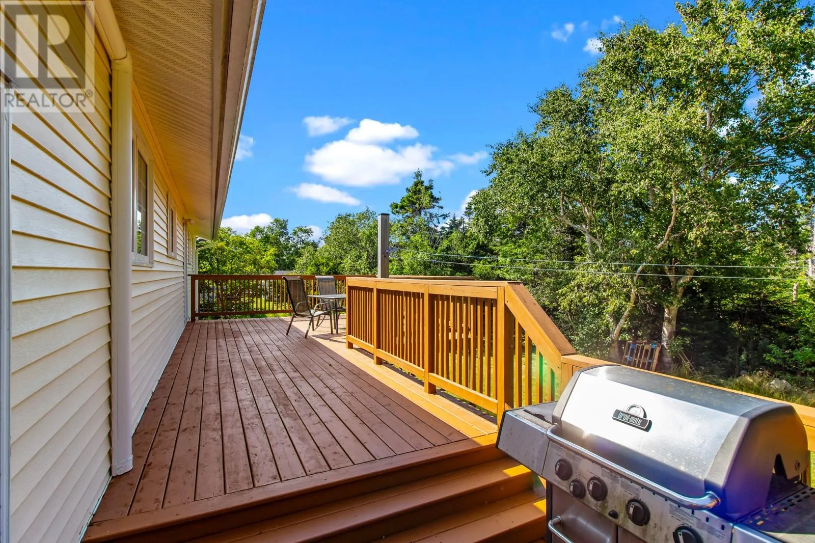 6 Burdrew Place