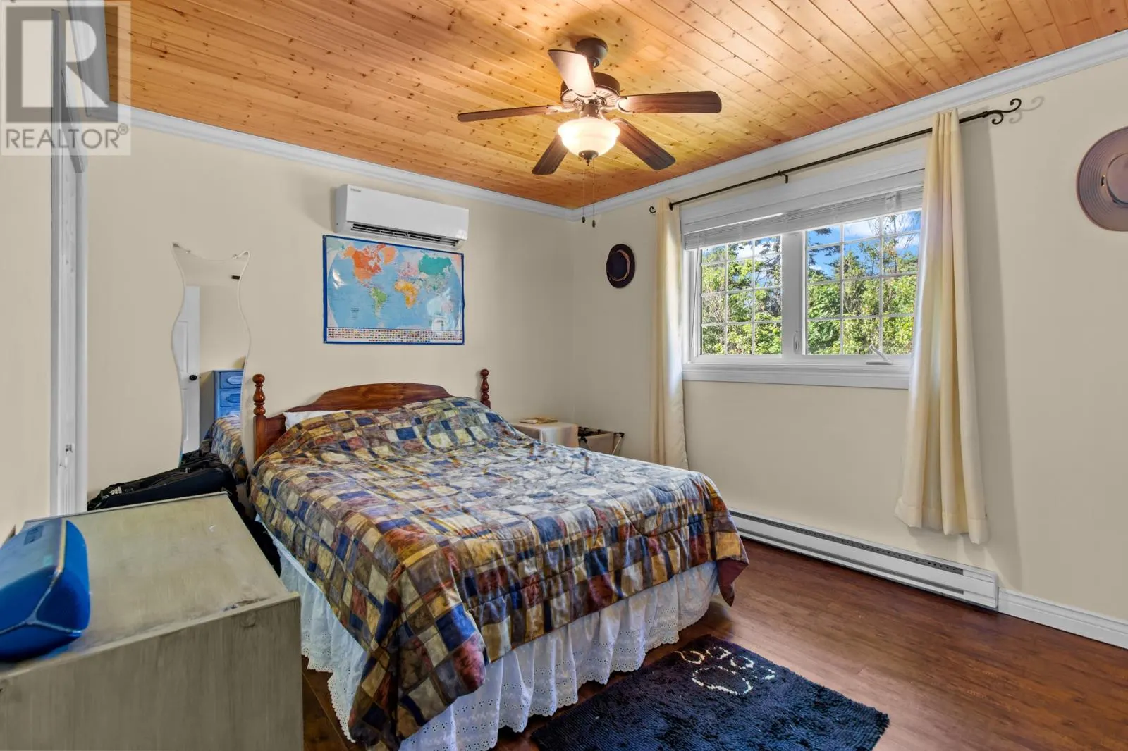 6 Burdrew Place