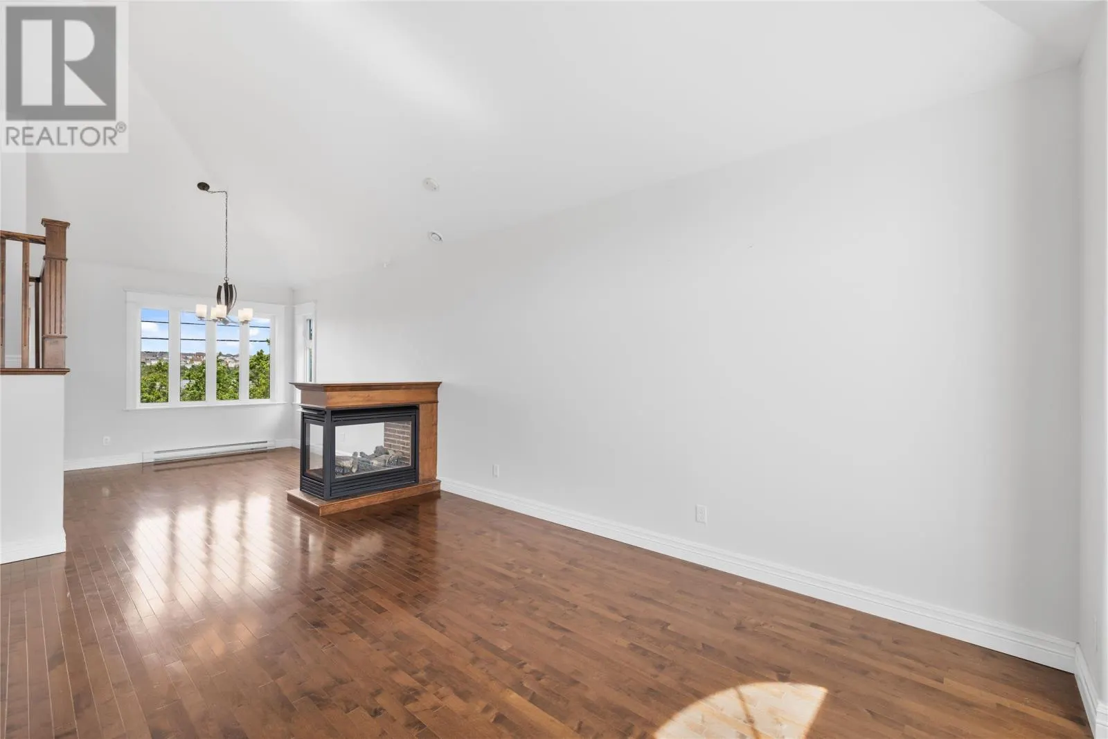 320 Lanark Drive