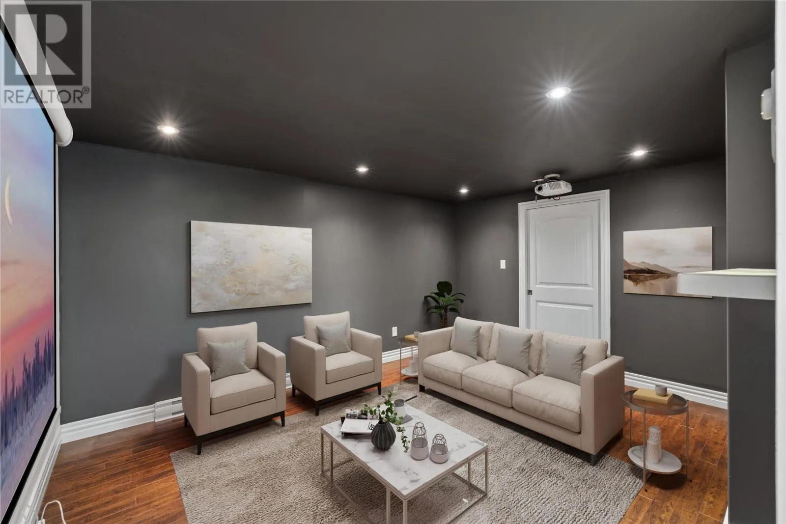 320 Lanark Drive