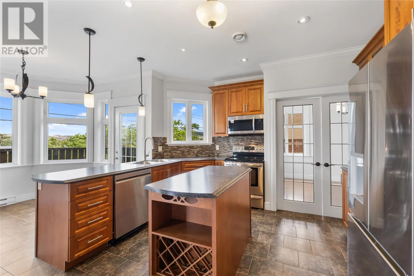 320 Lanark Drive