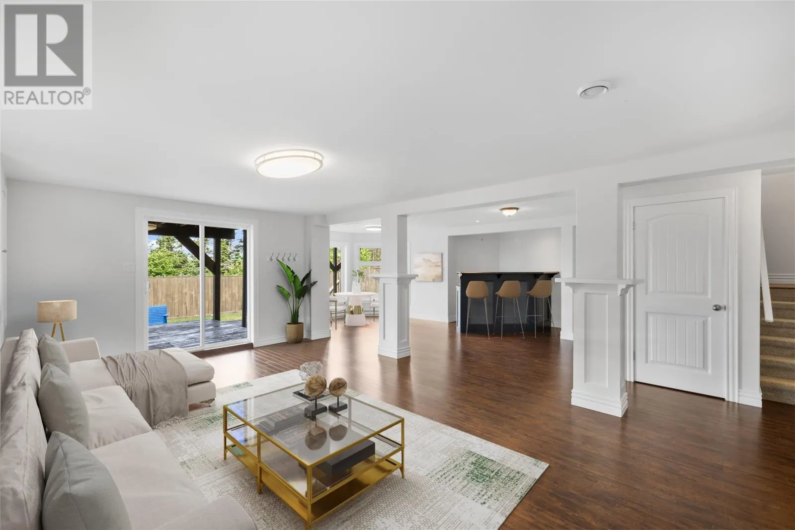320 Lanark Drive