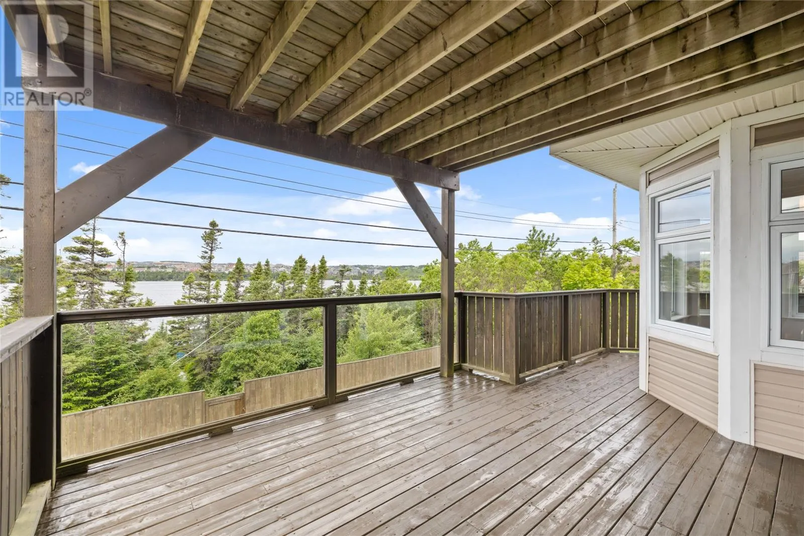 320 Lanark Drive