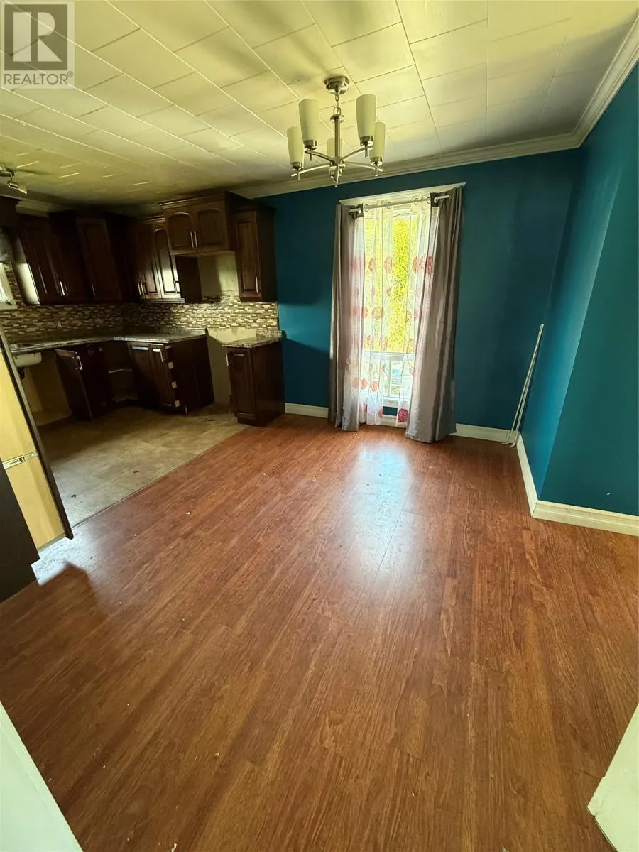 4 Greenwood Avenue