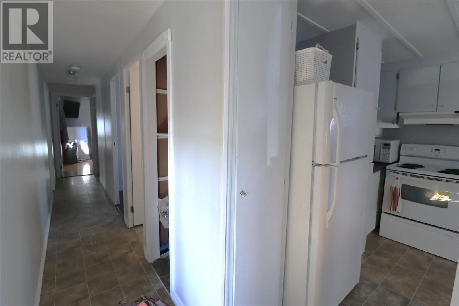 7 Parkwood Avenue