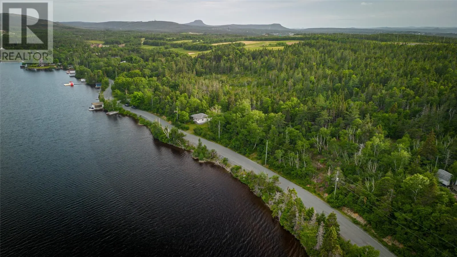 36 Lawrence Pond Road W