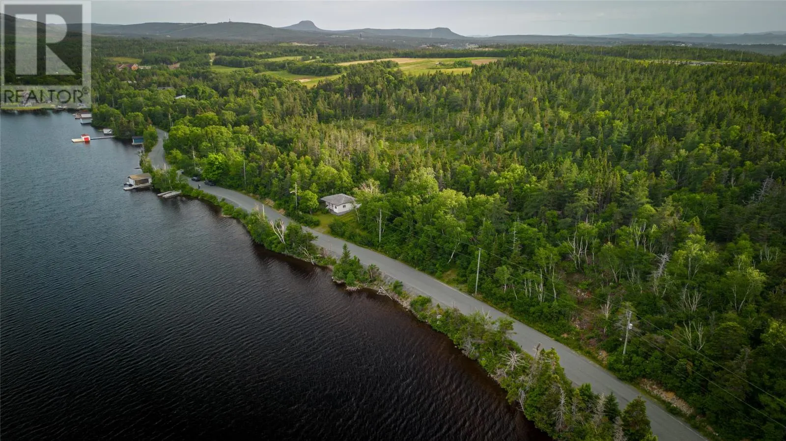 36 Lawrence Pond Road W