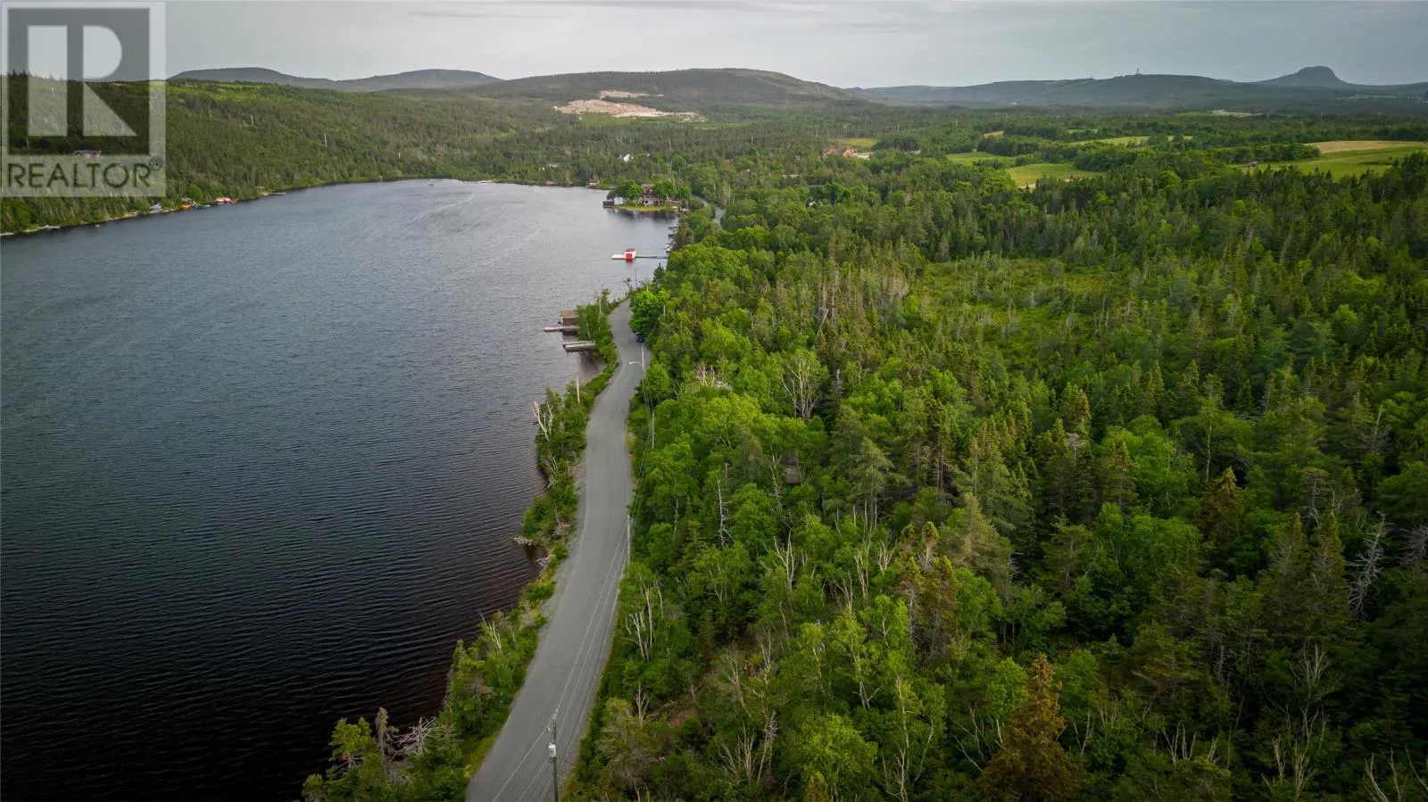 36 Lawrence Pond Road W
