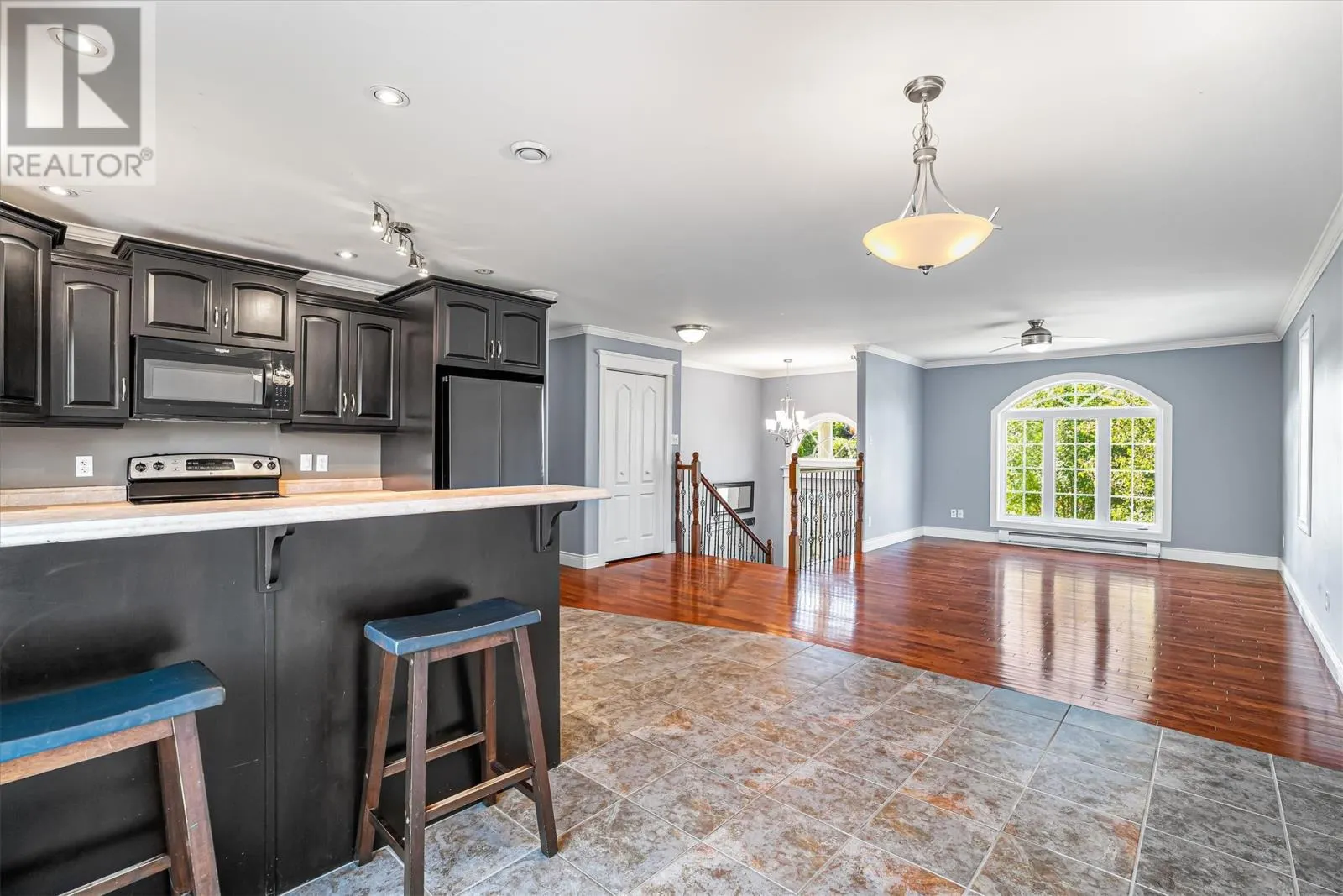 10 Butlers Road N