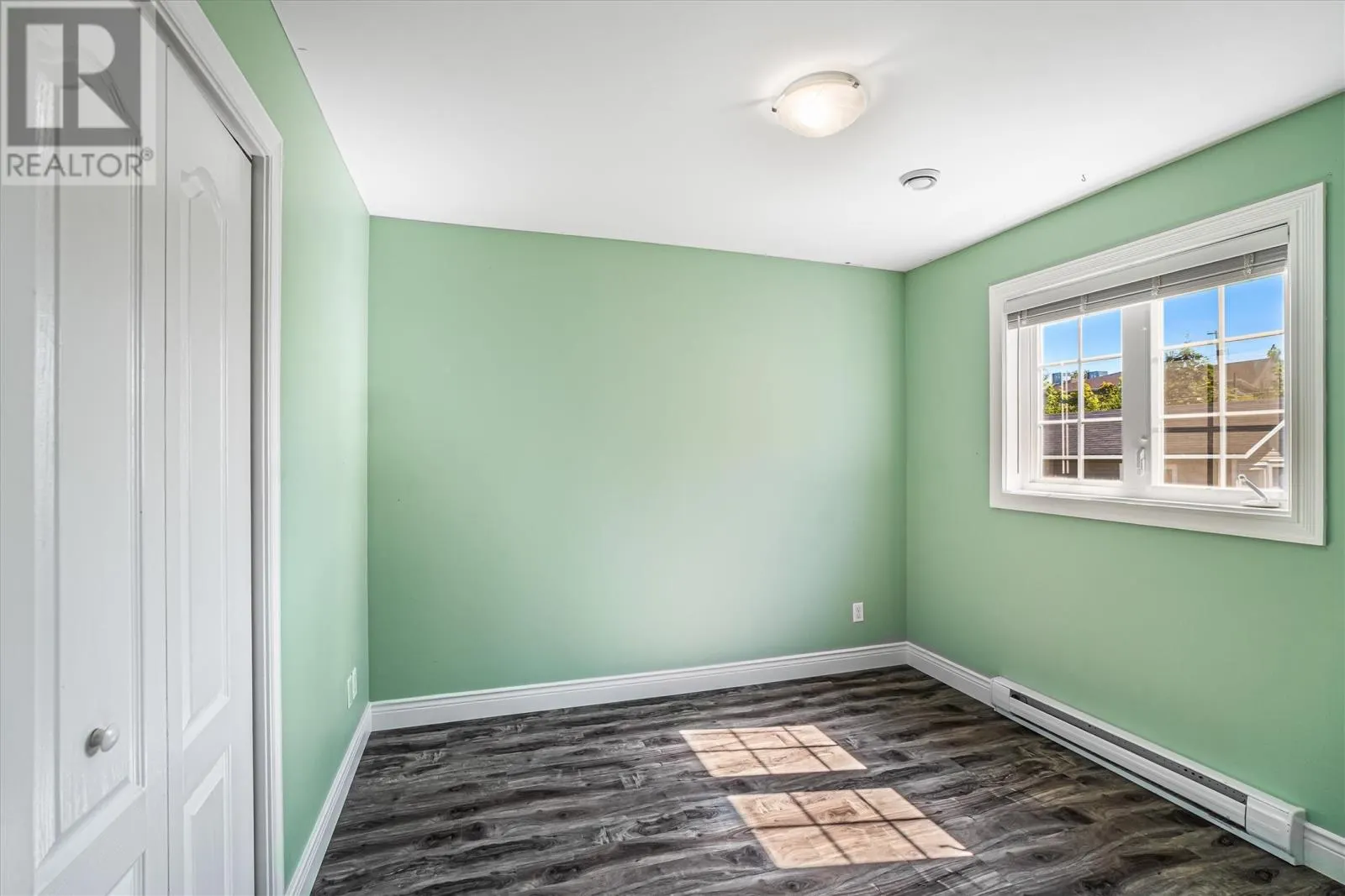 10 Butlers Road N
