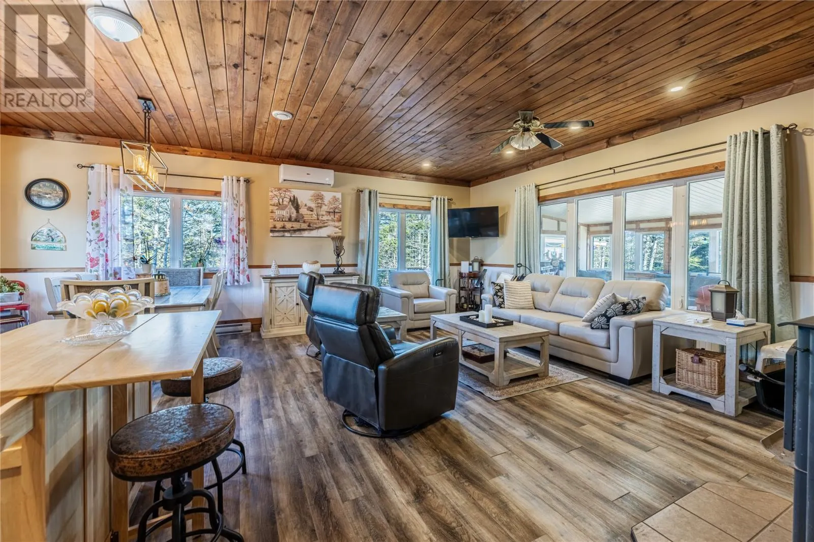1 Gull Pond Unit#(Old Mill Road)