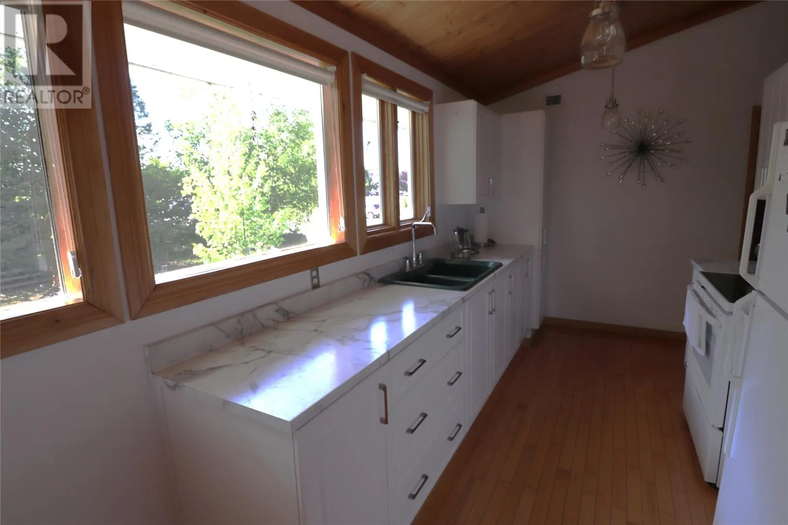 17 Mountainview Place